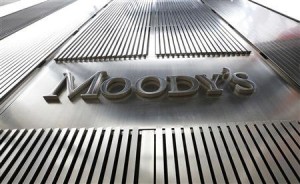 Moody's turunkan rating Inggris