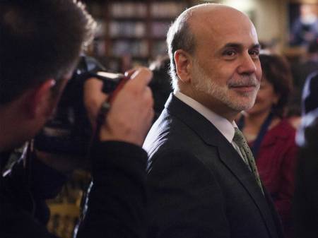 Fed lanjutkan QE tapering dalam pertemuan terakhir yang dipimpin Bernanke semalam