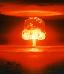 Ukraina tuduh Rusia ingin mulai Perang Dunia III Ukraina tuduh Rusia ingin mulai Perang Dunia III
